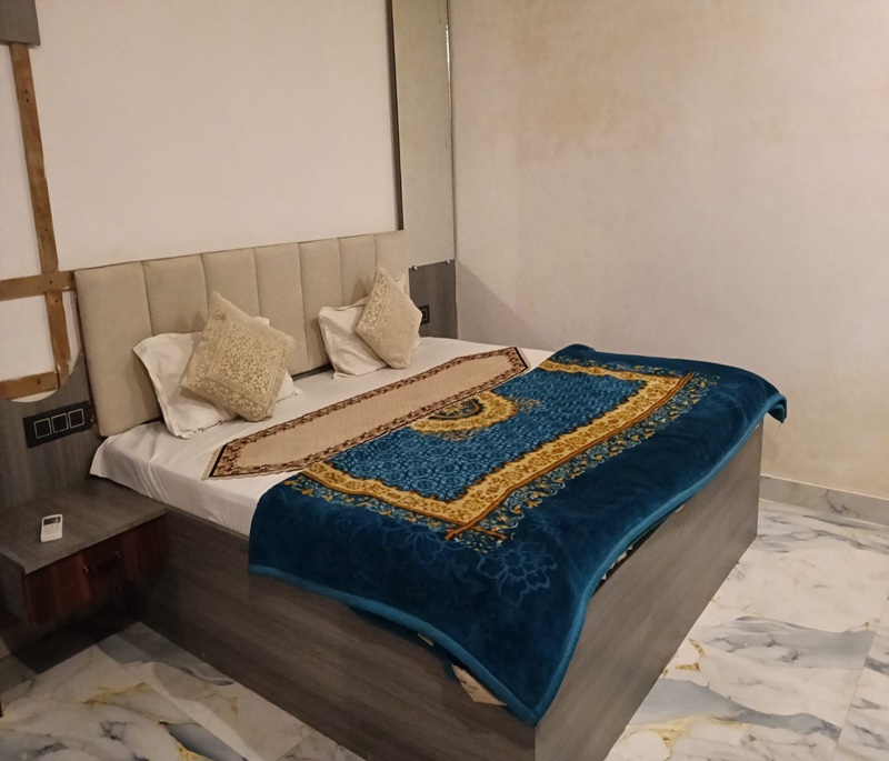 Kaushalya Hotel Ayodhya